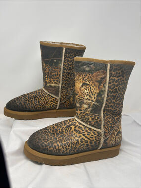 Vintage ICON Los Angeles Cheetah Shearling Wearable Art Boots Sz 7